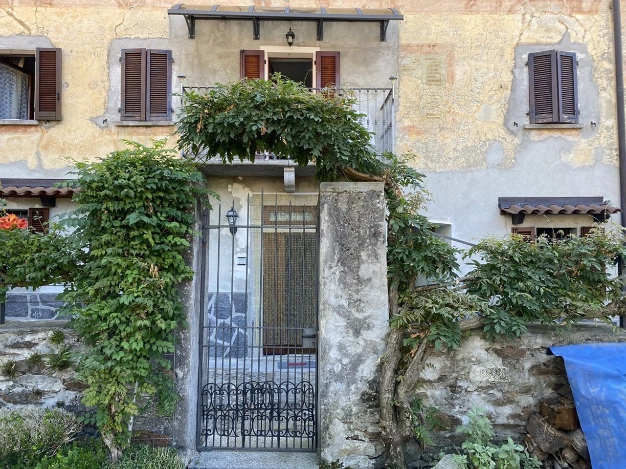 Vendesi casa sul lago maggiore vicino cannero